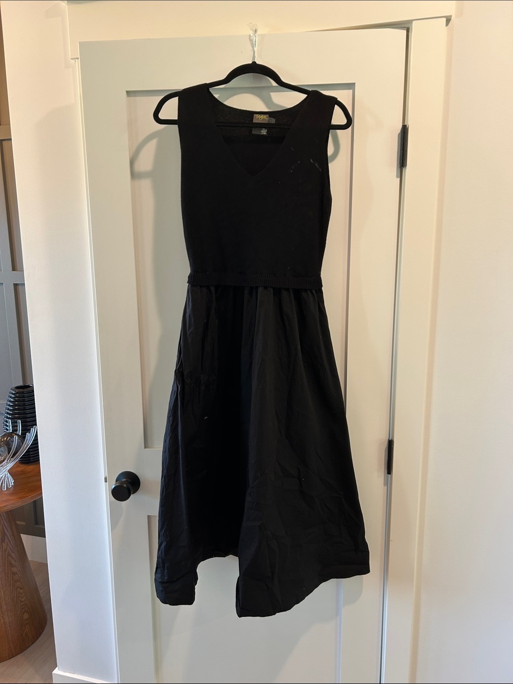 Black Sleeveless V-Neck knit top dress